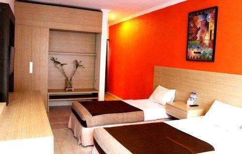 Tanjung Plaza Hotel Prigen Exterior foto